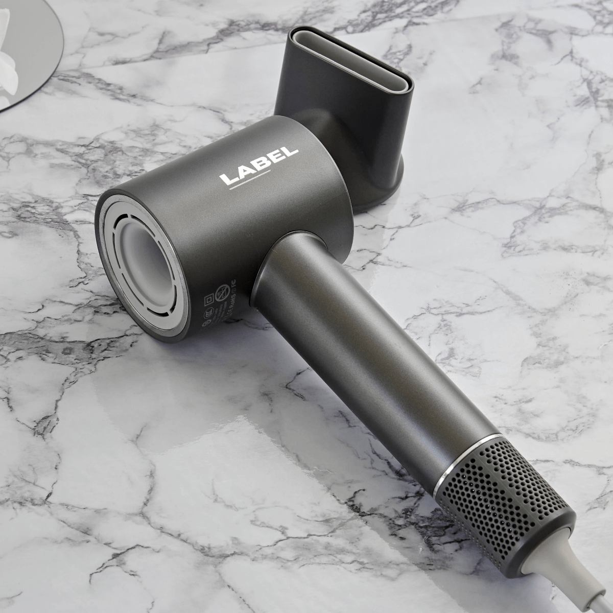 Label AirWave - High Speed Hairdryer + 1 Attachment